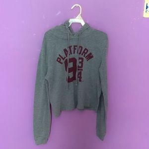 size: small adult color: gray